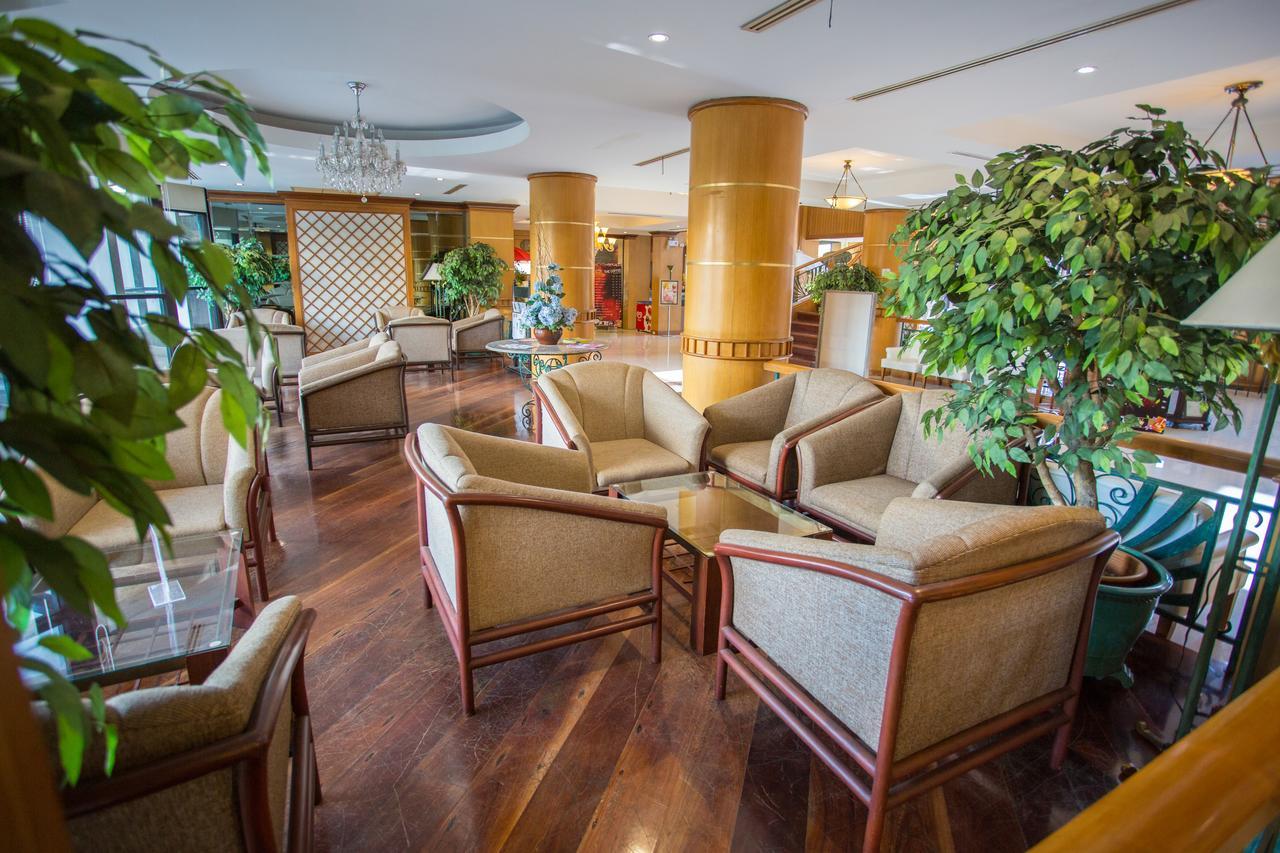Seeharaj Hotel Уттарадіт Екстер'єр фото